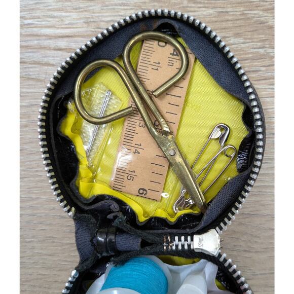 Vintage Black Leather Mini Zippered Round Sewing Kit Embroidered Floral  3" - Picture 8 of 12